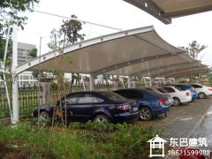 上海金桥开发区膜结构车棚施工完毕