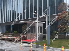 上海嘉定首建创谷不锈钢保安站岗岗亭